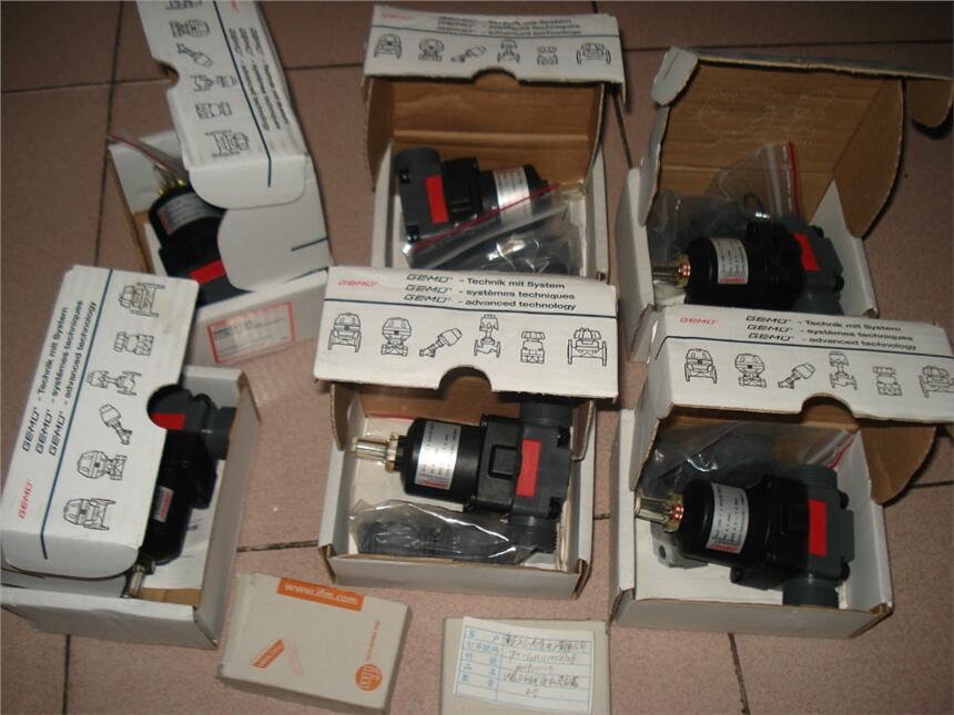 ELCIS  63-2200-5-B-N-CL-R