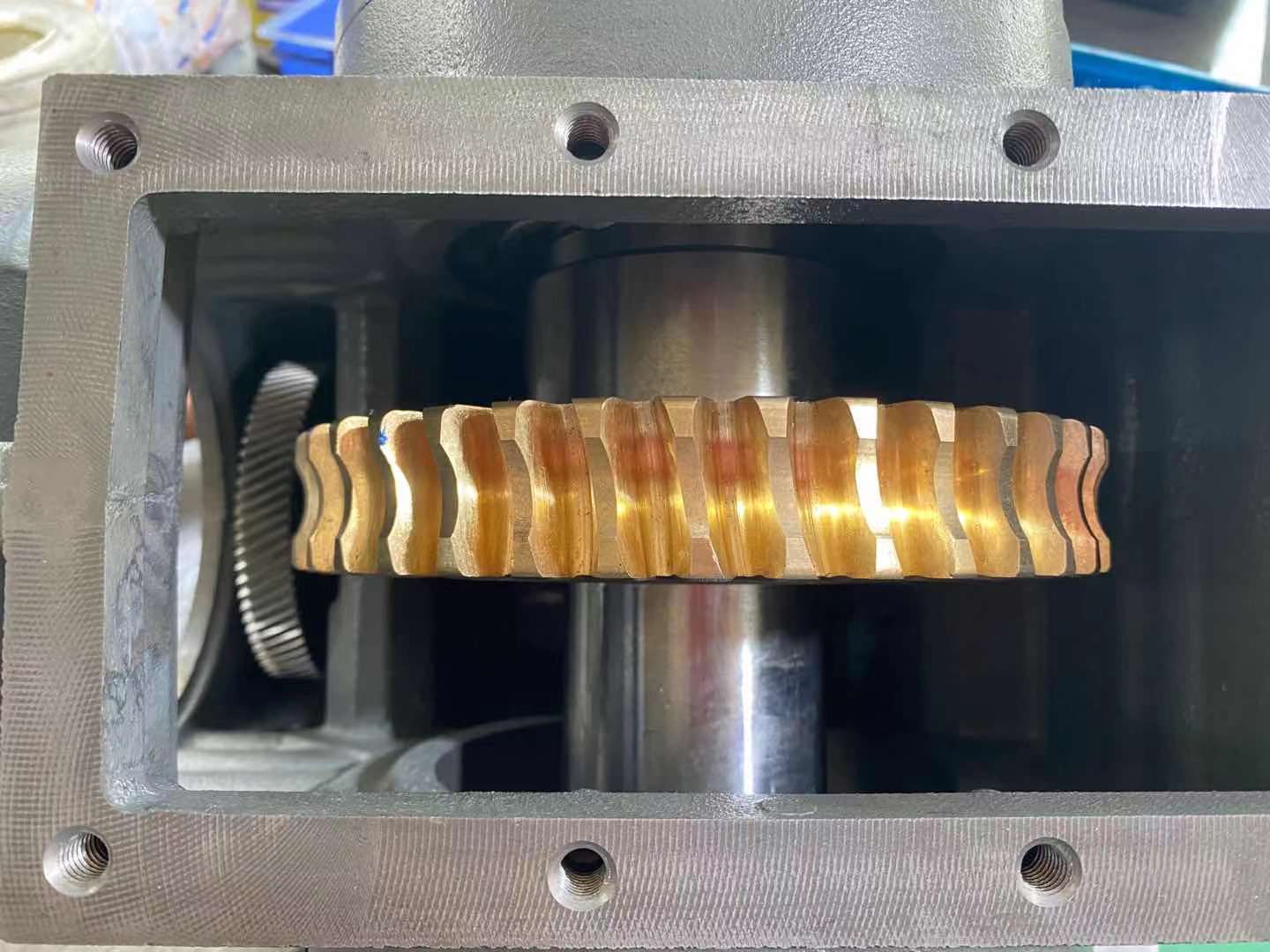 ST57-YVP0.75KW-82MC3PLST09