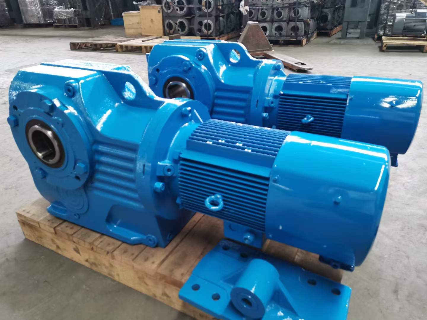 KFS127-12.78-M5A齿轮减速器FF107DRS90L4
