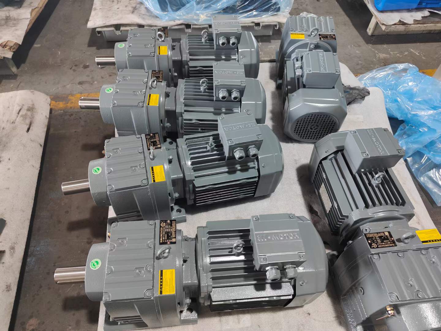 S67-YVP0.55KW-NA8.6ٻMC2PEHT02