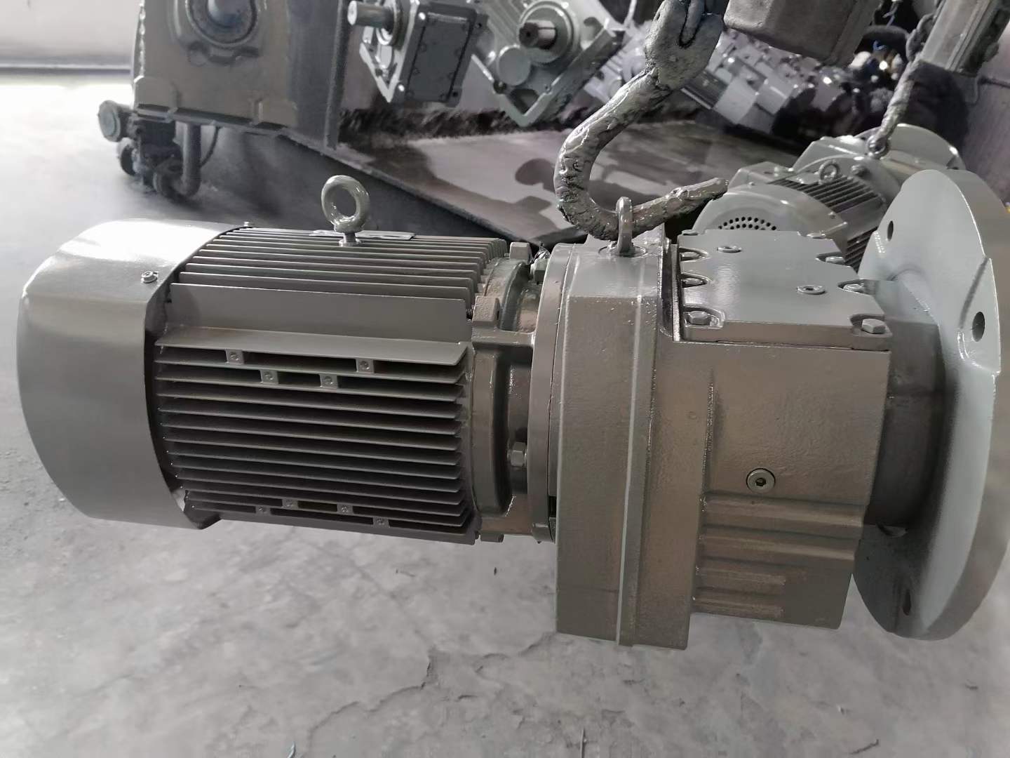 KAB47-YEJ0.37KW-NA21ٵFF107R77DV100L4