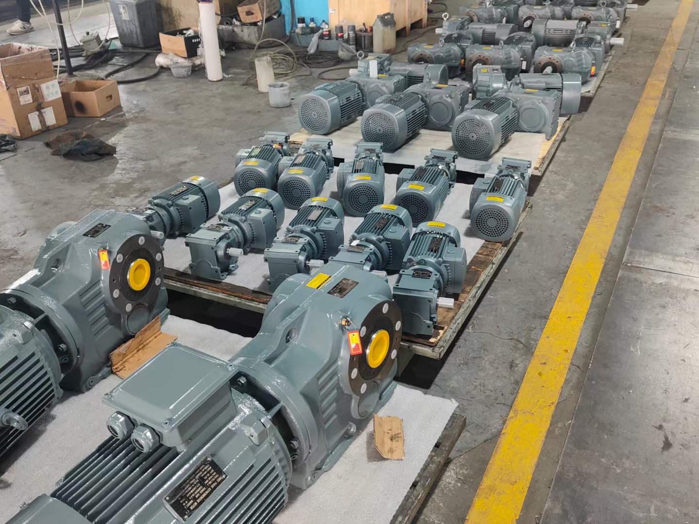 KAB47-YEJ0.37KW-NA21ٵFF107R77DV100L4