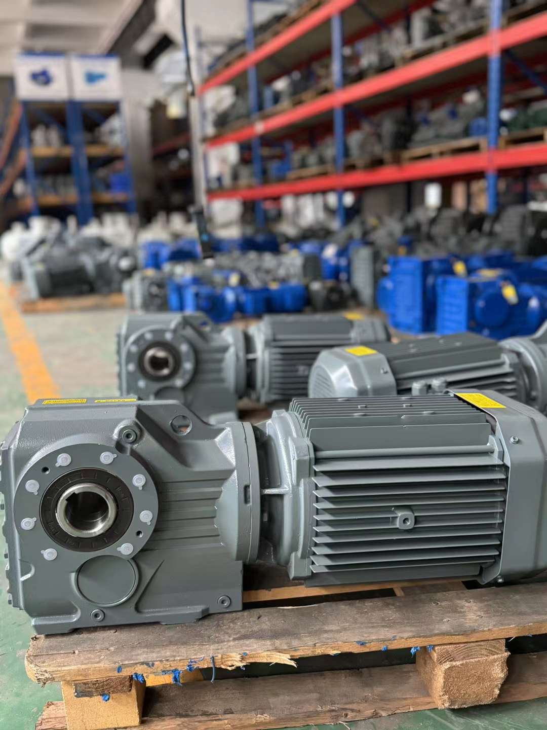 ST57-YVP0.75KW-82MC3PLST09