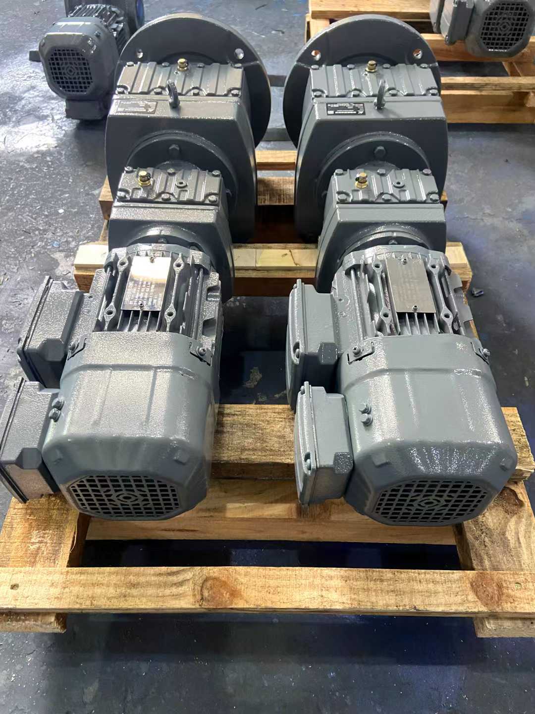 FAF77-YZPEJ1.5KW-166.47ٵMC3PEHF09